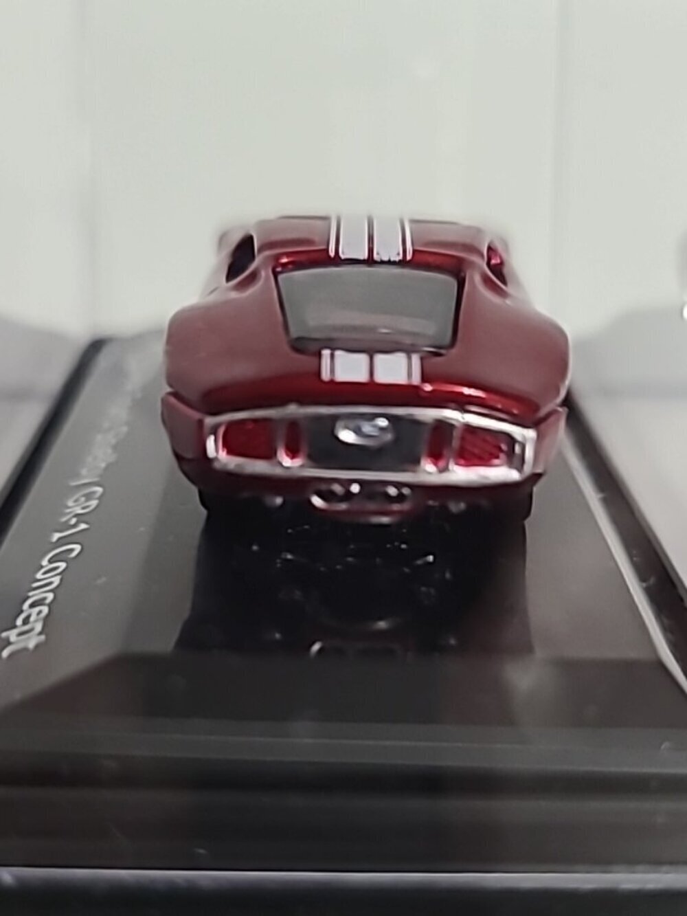 Ford Shelby GR-1 Concept 1:87 Red with Display Case Hot Wheels - Picture 9 of 16